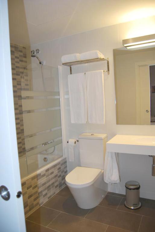 Hotel Bestprice Diagonal Barcelona Ngoại thất bức ảnh